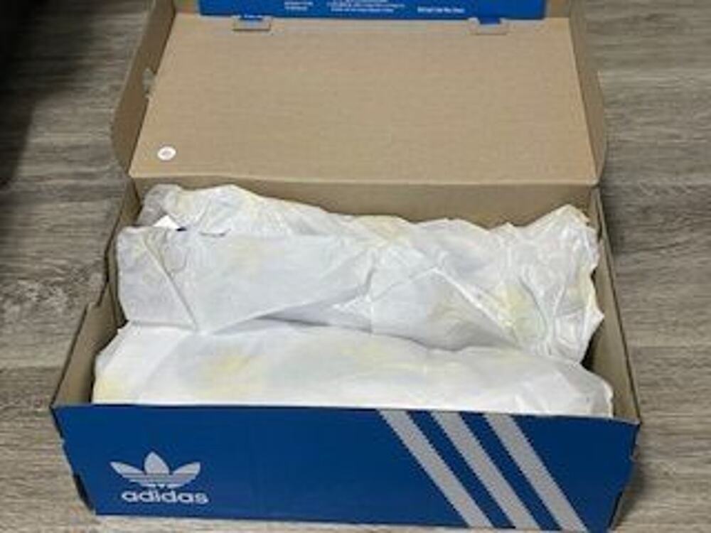 #S82 NIB Men's Adidas Gazelle royal blue energy green suede sneakers men's 8.5